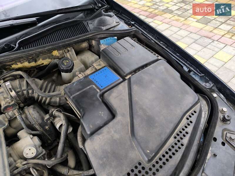 Лифтбек Renault Laguna 2001 в Черновцах