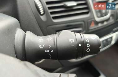 Лифтбек Renault Laguna 2011 в 
