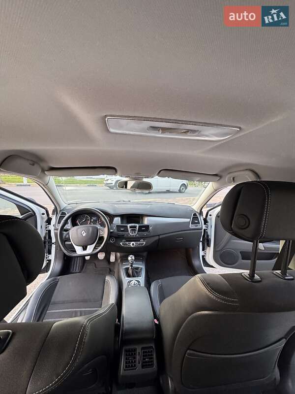 Лифтбек Renault Laguna 2013 в Киеве