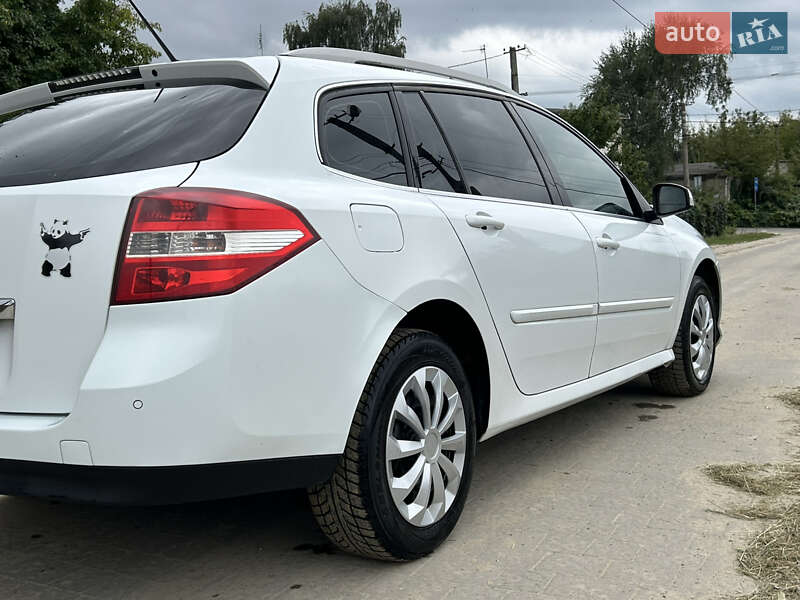 Универсал Renault Laguna 2010 в Львове