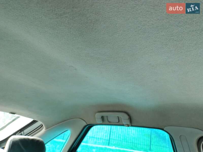 Ліфтбек Renault Laguna 1998 в Дніпрі