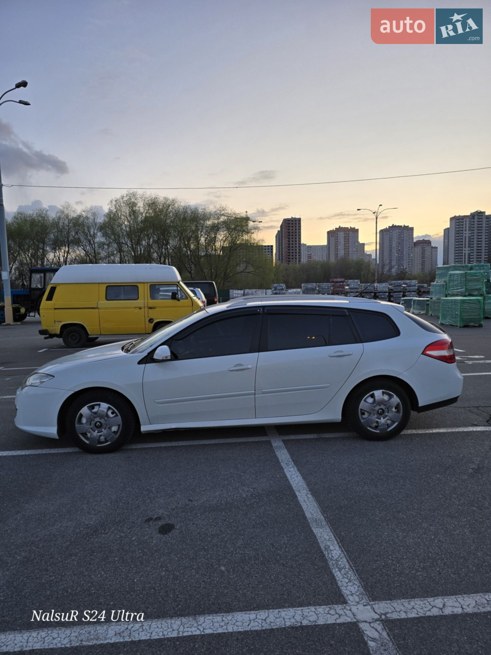 2010 Renault Laguna - мініатюра 31