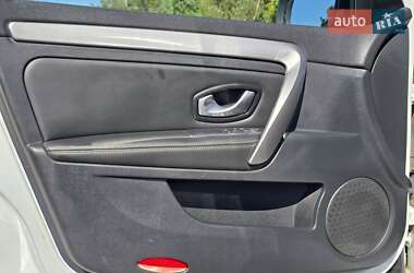 Универсал Renault Laguna 2011 в 