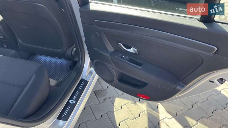 Лифтбек Renault Laguna 2008 в Луцке