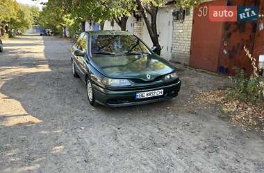 Лифтбек Renault Laguna 1996 в Южноукраинске