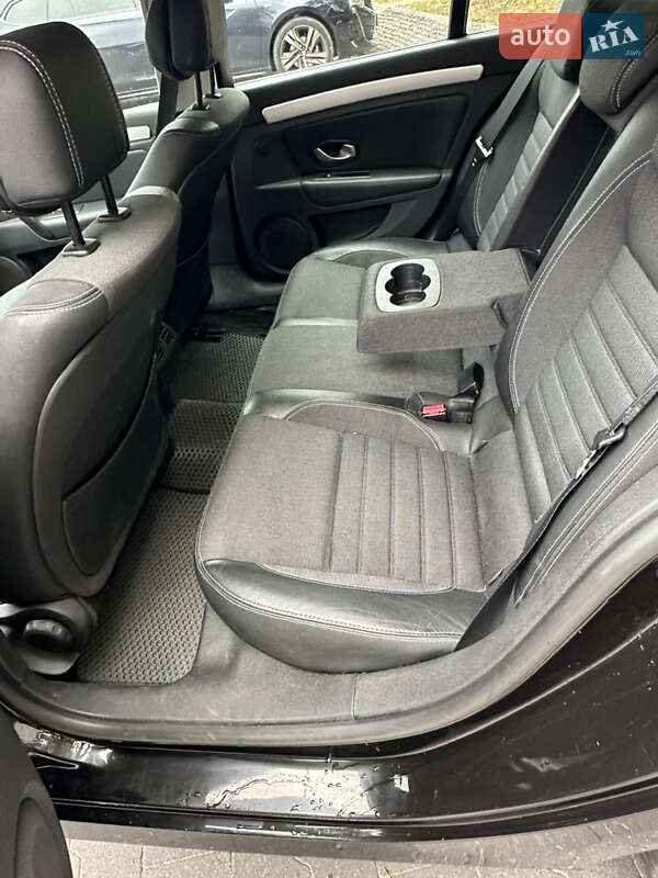Лифтбек Renault Laguna 2007 в Киеве