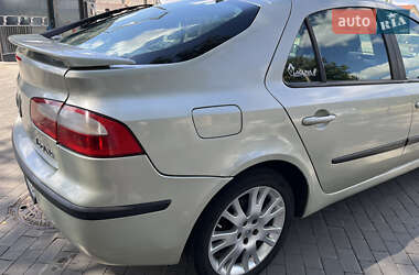 Лифтбек Renault Laguna 2003 в 