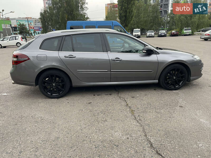 Универсал Renault Laguna 2012 в Ровно