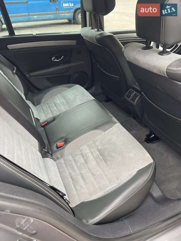 Универсал Renault Laguna 2012 в Ровно
