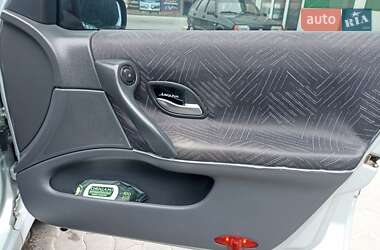 Лифтбек Renault Laguna 2002 в 