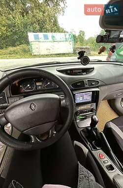 Универсал Renault Laguna 2002 в 