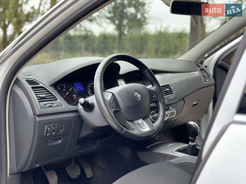 Универсал Renault Laguna 2011 в Шпикове фото 14 Универсал Renault Laguna 2011 в Шпикове