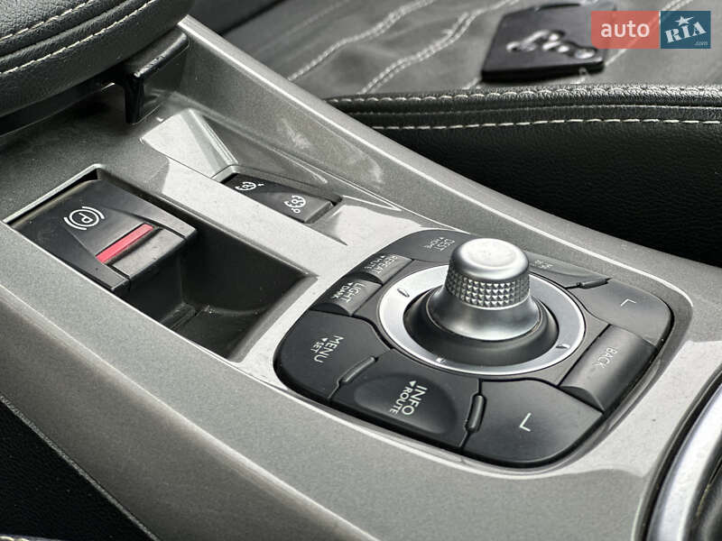 Универсал Renault Laguna 2011 в Шпикове фото 16 Универсал Renault Laguna 2011 в Шпикове