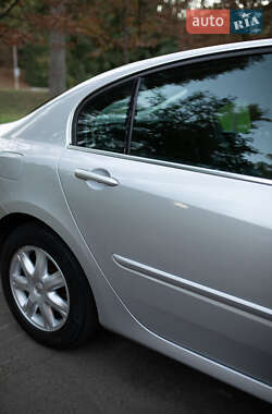 Ліфтбек Renault Laguna 2010 в 