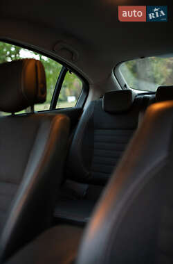 Ліфтбек Renault Laguna 2010 в 