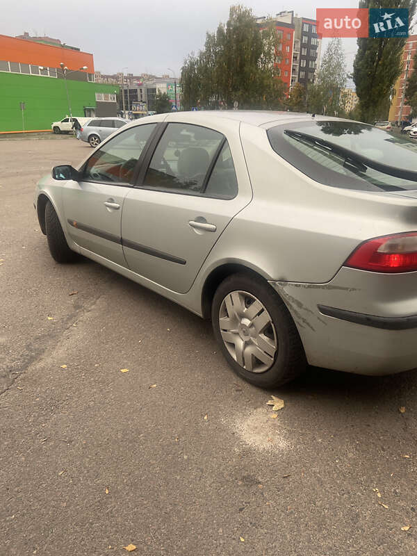 Лифтбек Renault Laguna 2002 в Ровно