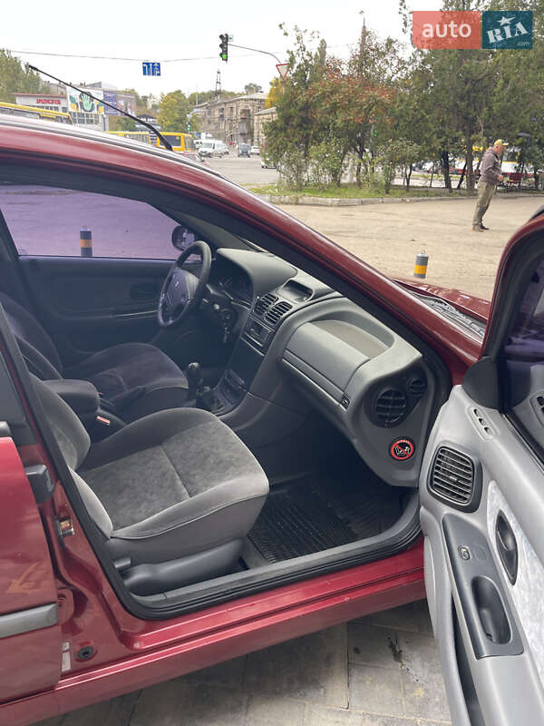 Универсал Renault Laguna 1998 в Одессе