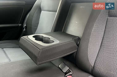 Лифтбек Renault Laguna 2009 в 