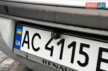 Лифтбек Renault Laguna 2002 в 