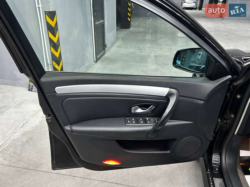 Универсал Renault Laguna 2007 в Черновцах