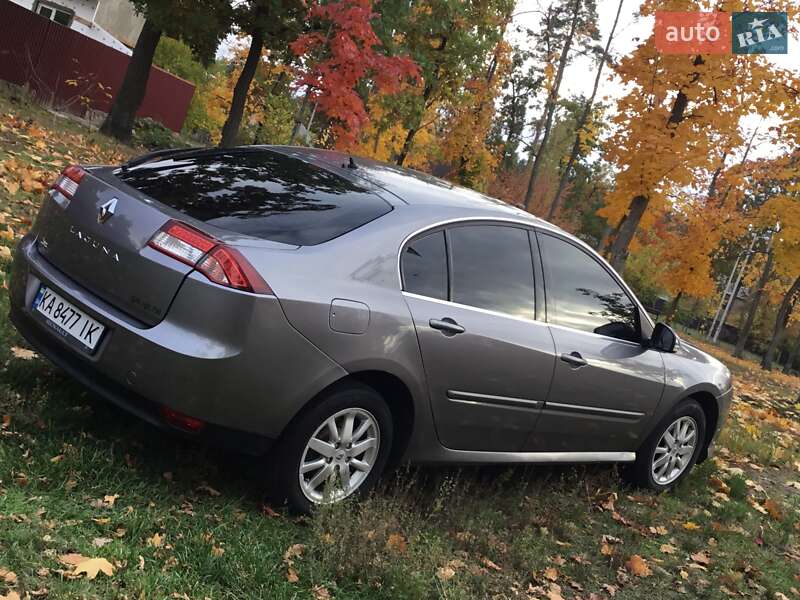 Лифтбек Renault Laguna 2012 в Киеве фото 31 Лифтбек Renault Laguna 2012 в Киеве