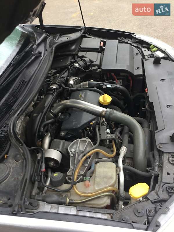 Лифтбек Renault Laguna 2012 в Киеве фото 59 Лифтбек Renault Laguna 2012 в Киеве