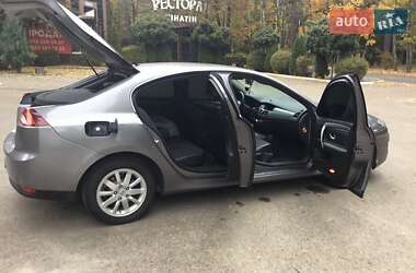 Лифтбек Renault Laguna 2012 в Киеве