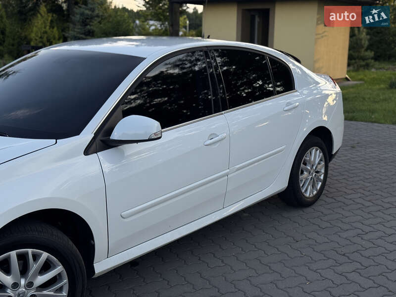 Лифтбек Renault Laguna 2014 в Коломые