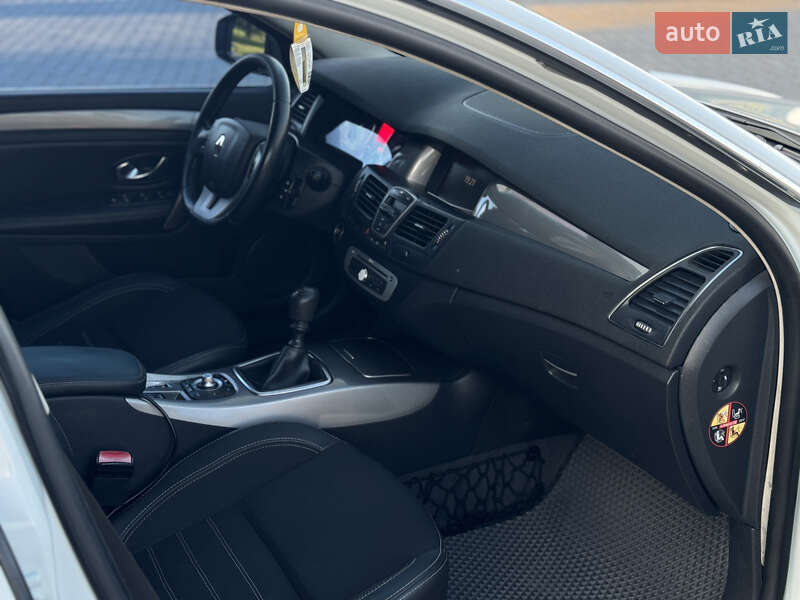 Лифтбек Renault Laguna 2014 в Коломые