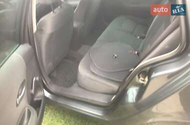 Универсал Renault Laguna 2006 в  фото 11 Универсал Renault Laguna 2006 в