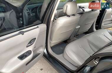 Ліфтбек Renault Laguna 2004 в  фото 15 Ліфтбек Renault Laguna 2004 в
