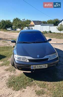 Лифтбек Renault Laguna 2002 в Синельниково