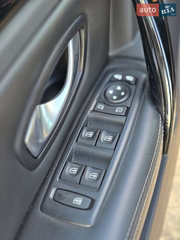 Универсал Renault Laguna 2011 в Житомире