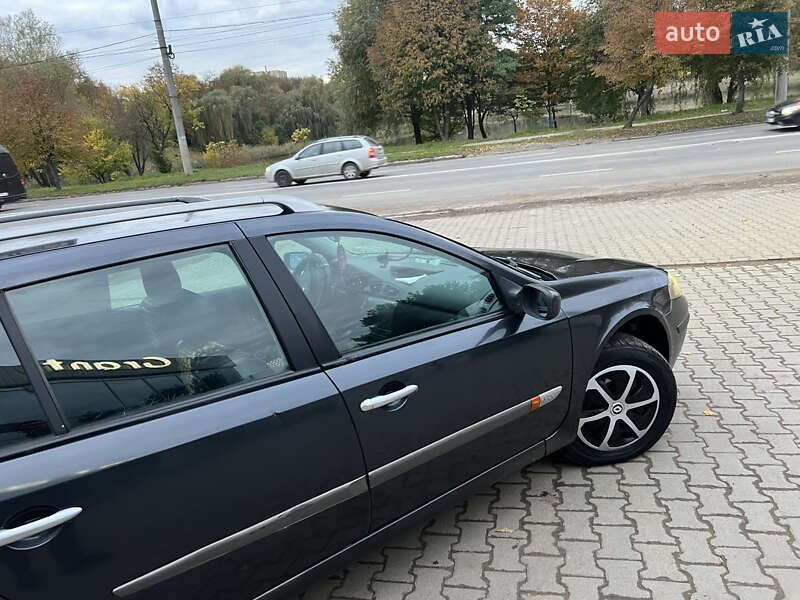 Універсал Renault Laguna 2001 в Чернівцях