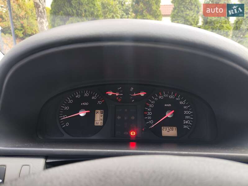 Лифтбек Renault Laguna 2003 в Одессе