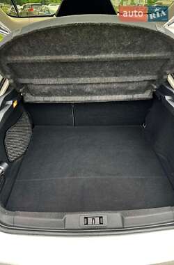 Лифтбек Renault Laguna 2008 в 