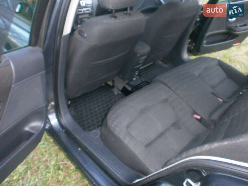 Универсал Renault Laguna 2005 в Делятине фото 15 Универсал Renault Laguna 2005 в Делятине