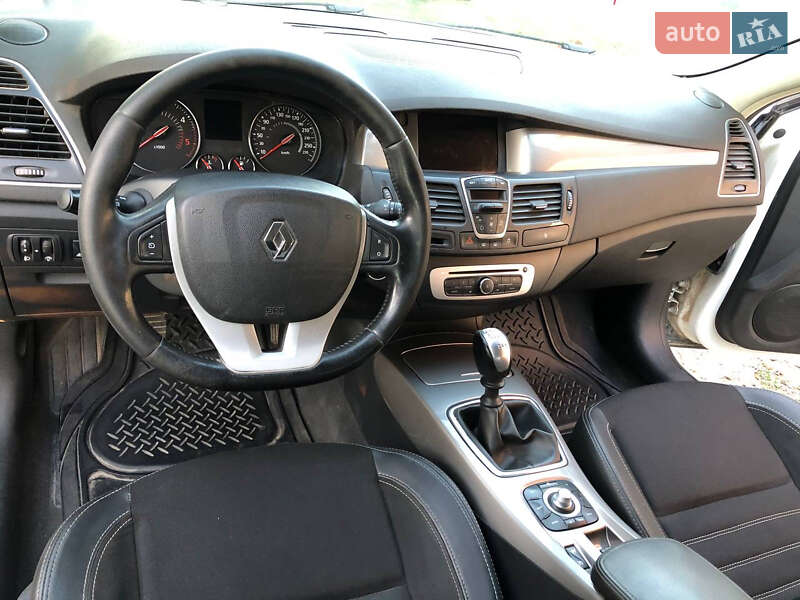 Ліфтбек Renault Laguna 2014 в Кам'янець-Подільському