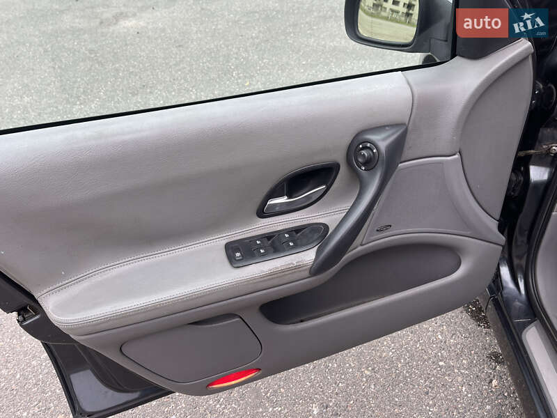 Универсал Renault Laguna 2003 в Золотоноше
