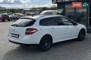 Универсал Renault Laguna 2012 в 