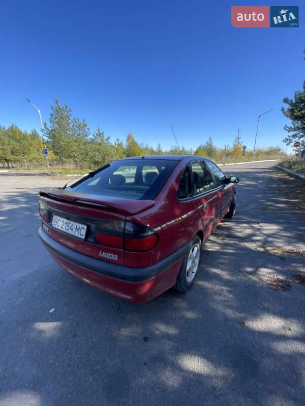 Лифтбек Renault Laguna 1995 в Золочеве фото 7 Лифтбек Renault Laguna 1995 в Золочеве