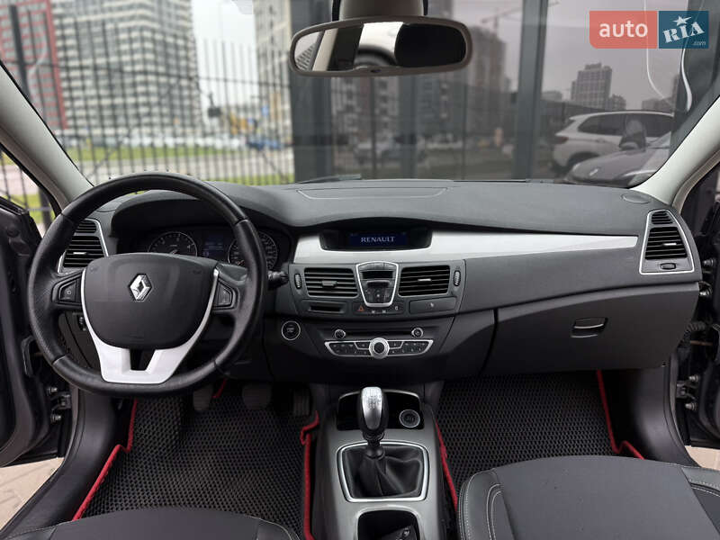 Универсал Renault Laguna 2011 в Киеве