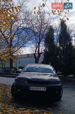 Лифтбек Renault Laguna 2001 в Могилев-Подольске