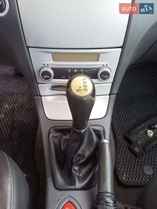 Універсал Renault Laguna 2004 в Хотові фото 3 Універсал Renault Laguna 2004 в Хотові