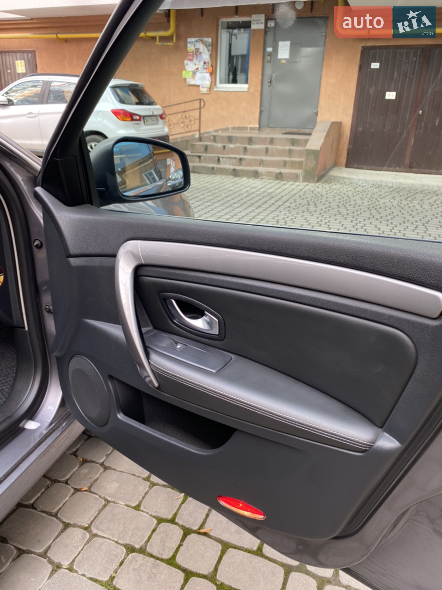 2011 Renault Laguna - мініатюра 16