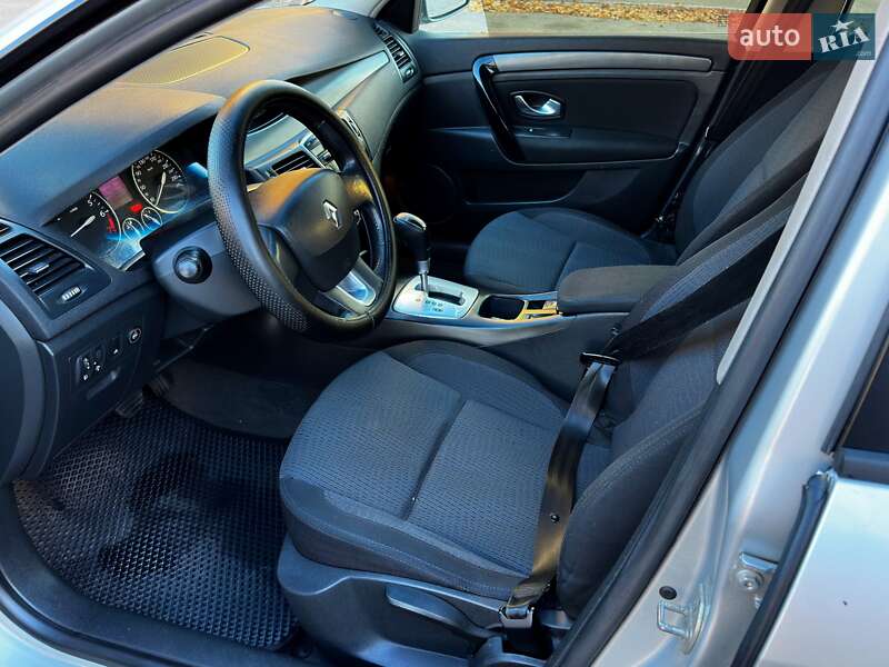 Ліфтбек Renault Laguna 2008 в Вінниці