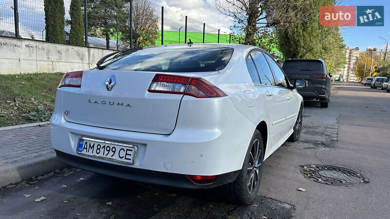 Ліфтбек Renault Laguna 2012 в Житомирі