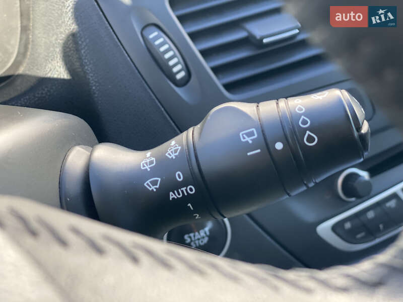 Ліфтбек Renault Laguna 2009 в Луцьку