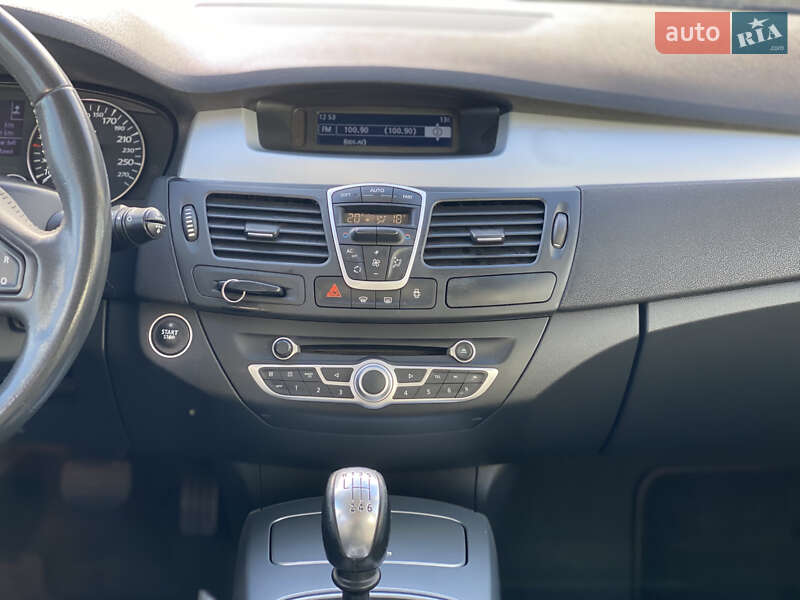 Ліфтбек Renault Laguna 2009 в Луцьку