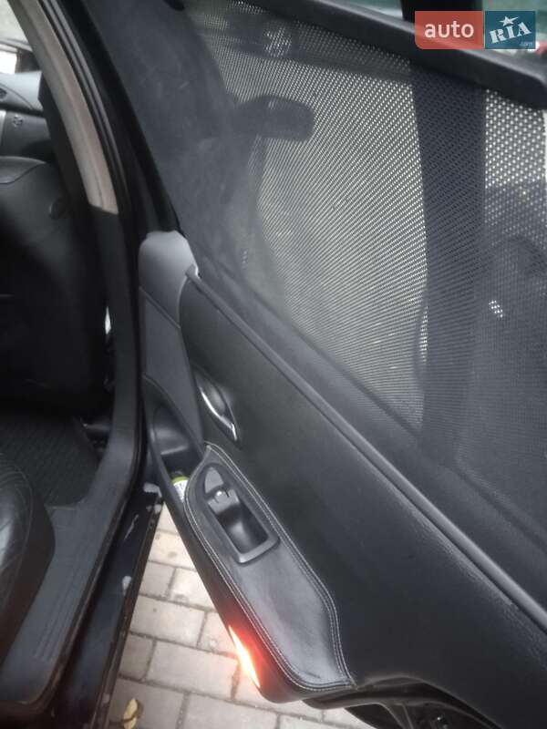 Універсал Renault Laguna 2001 в Луцьку фото 16 Універсал Renault Laguna 2001 в Луцьку